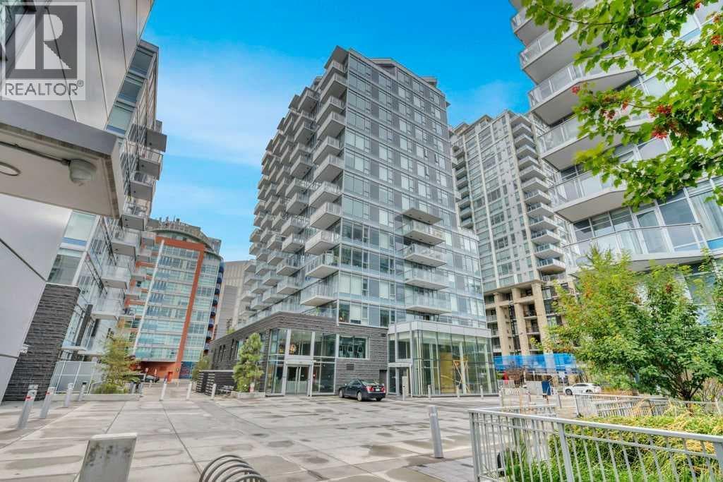 908, 108 Waterfront Court SW