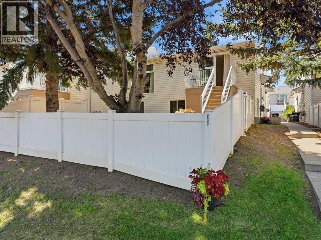 237 Sabrina Way SW