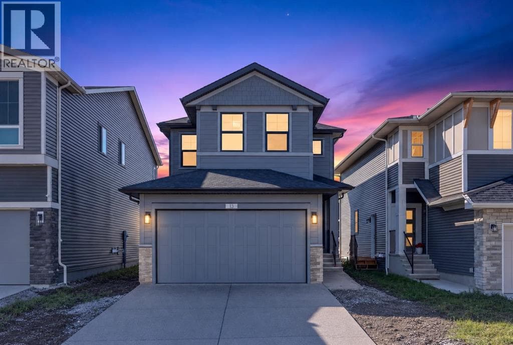 13 Emberside Grove