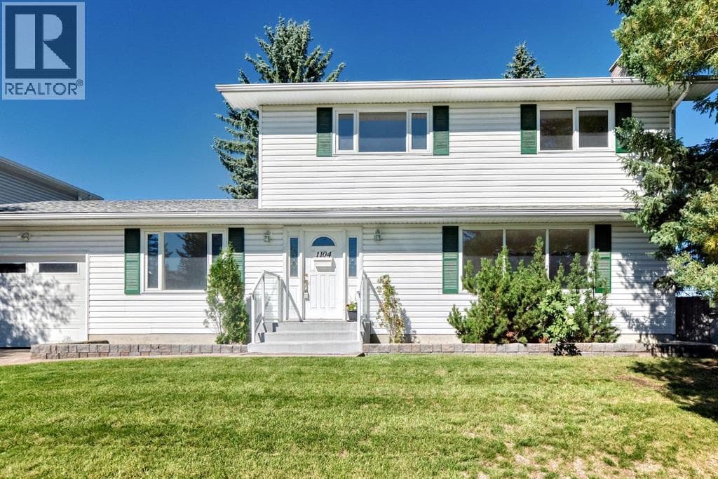 1104 Southglen Drive SW