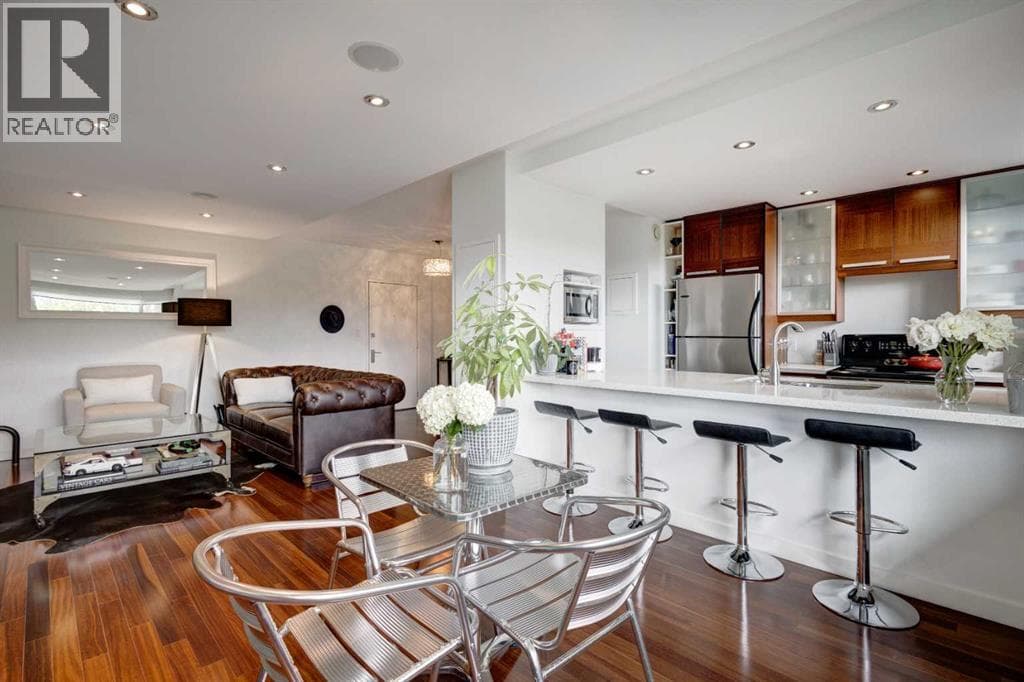 107, 3339 Rideau Place SW