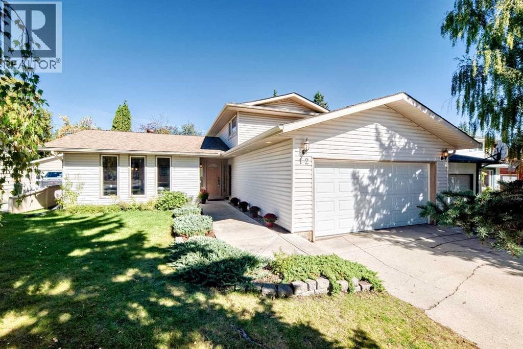 12 Cantrell Bay SW
