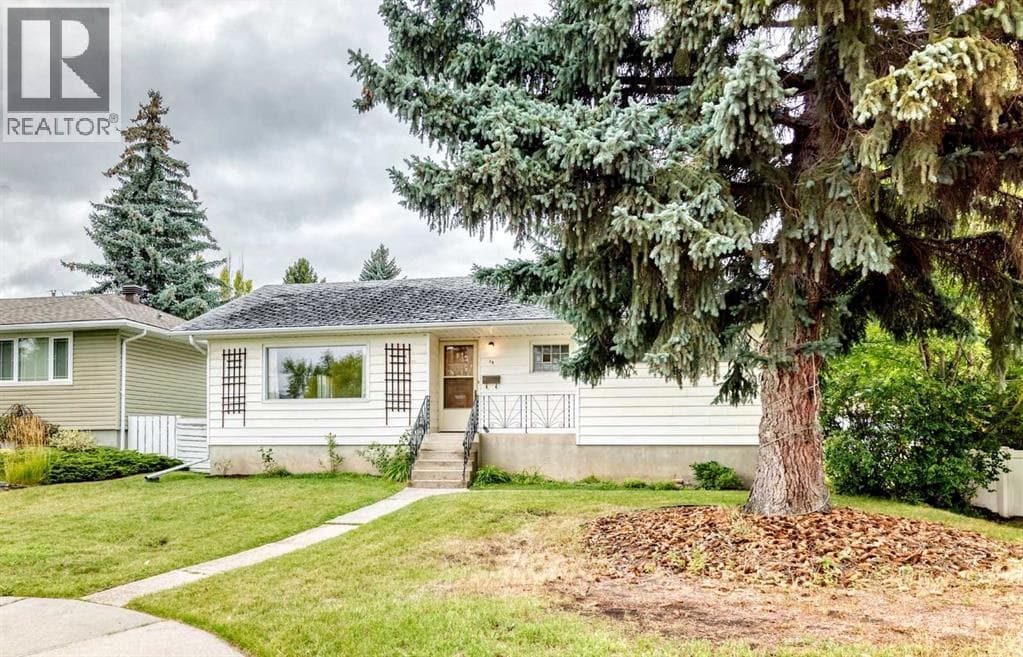 14 Carnarvon Way NW