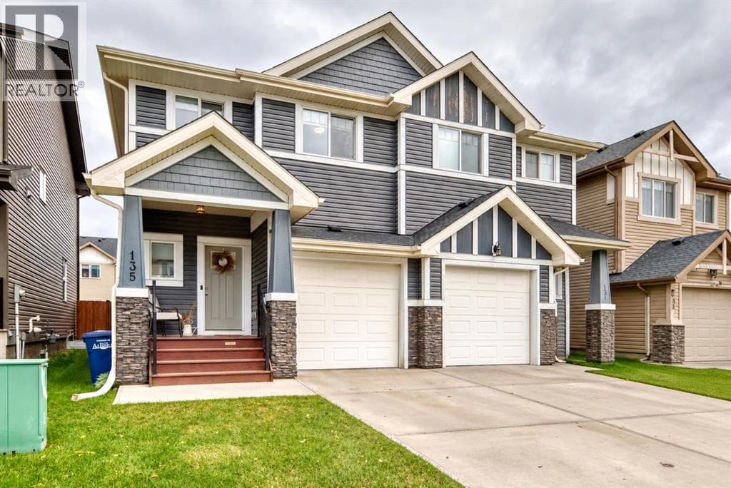 135 Reunion Loop NW
