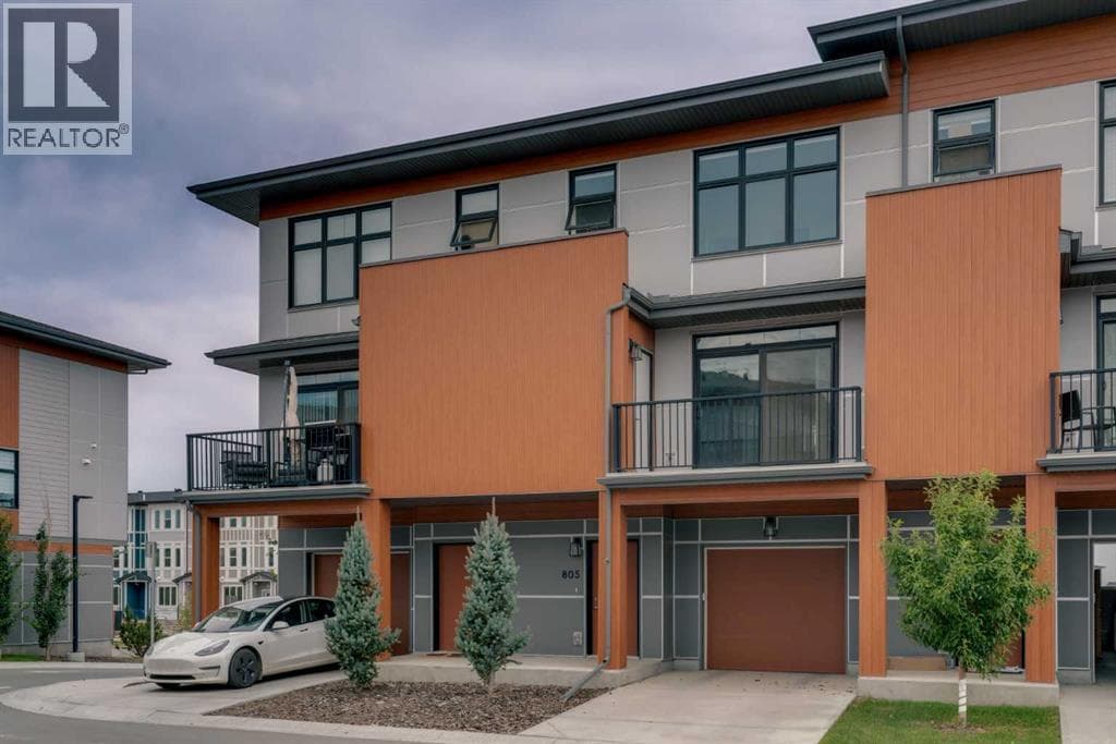 805, 400 Belmont Street SW