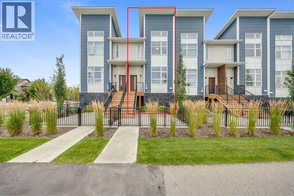144 Walden Lane SE