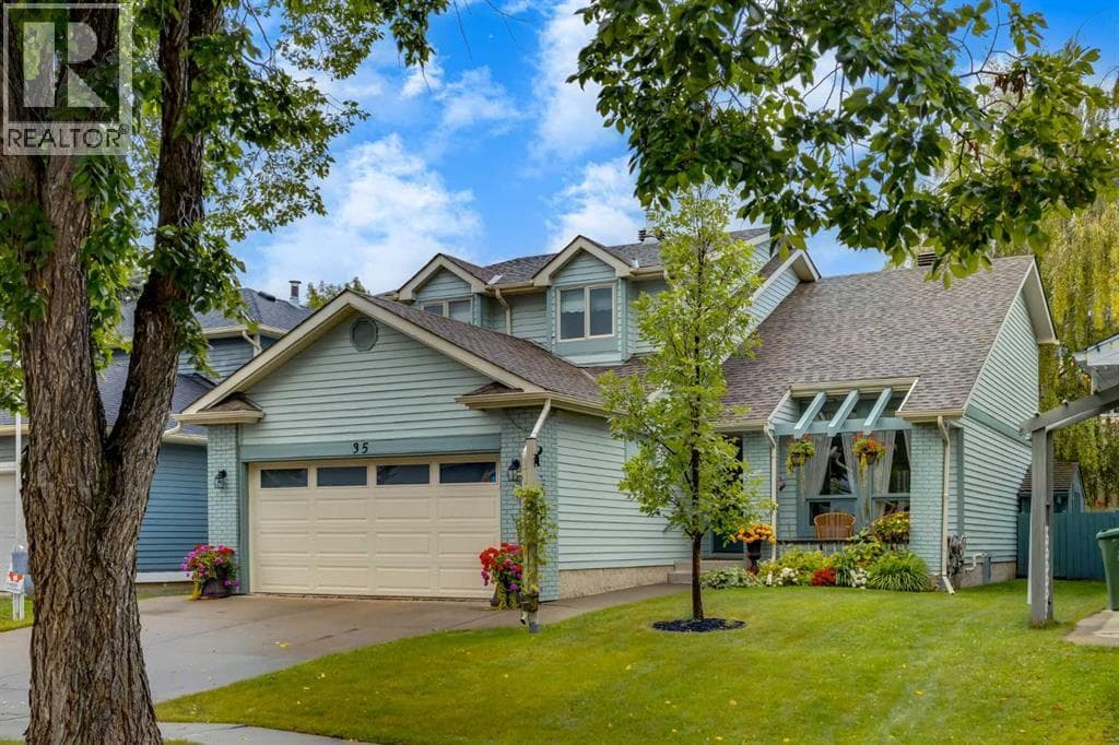 35 Millrise Way SW