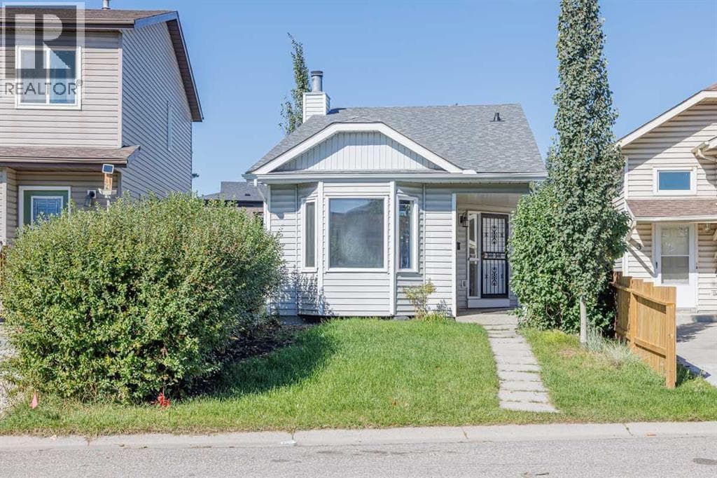 5 Erin Grove Place SE