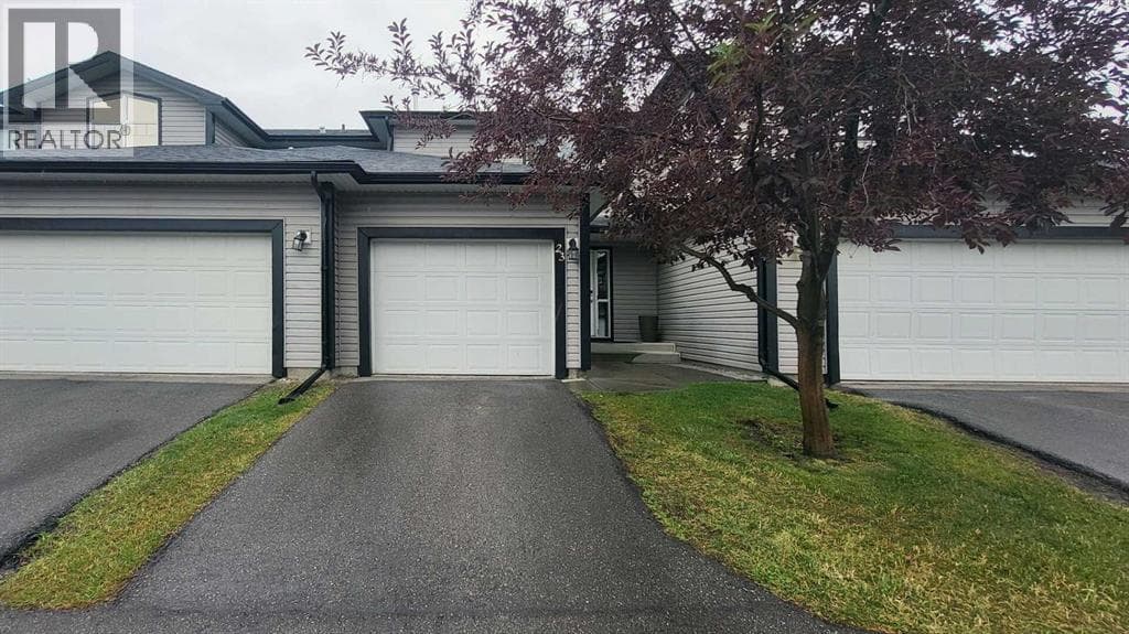 23, 102 Canoe Square SW