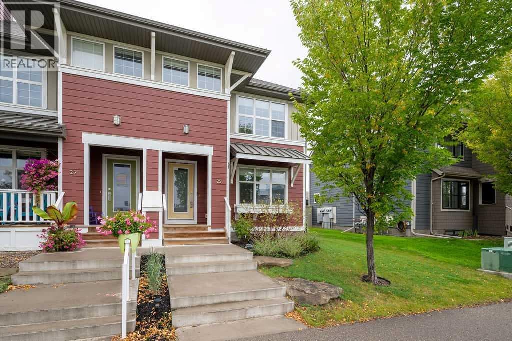 25 Marine Drive SE