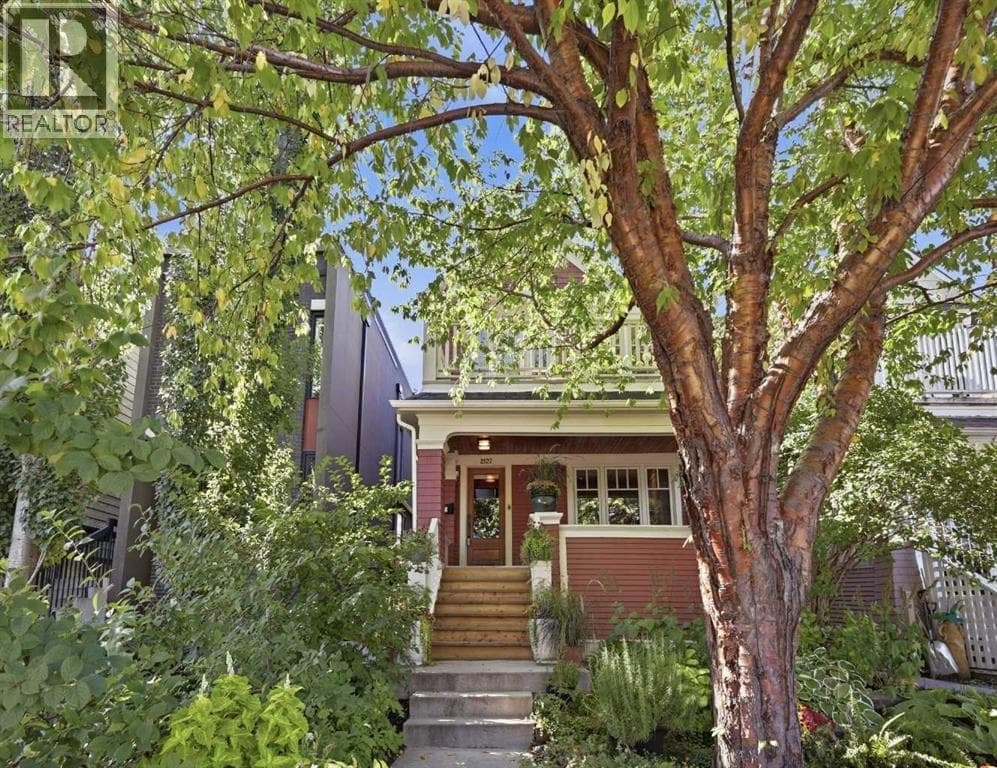 2127 16 Street SW