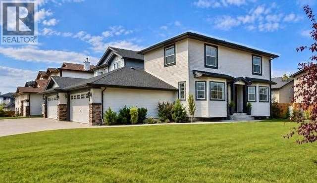 16 Canoe Close SW