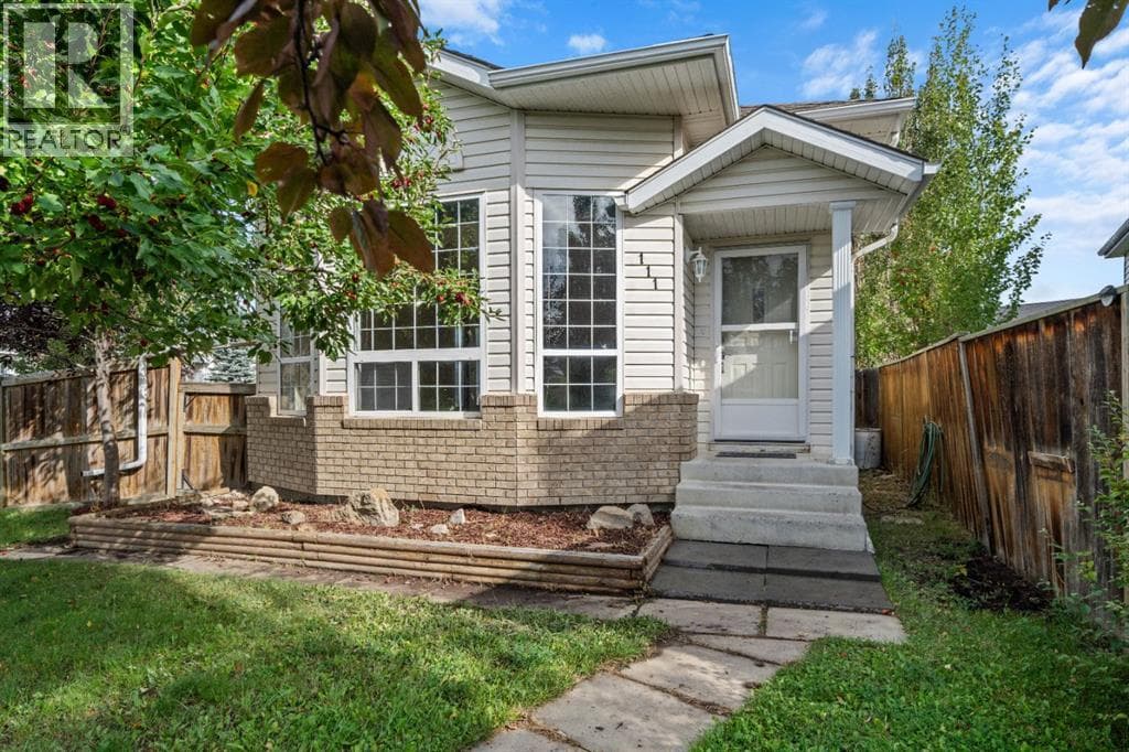 111 Martinvalley Place NE