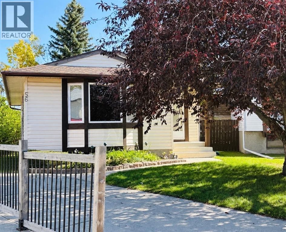56 Aberfoyle Place NE