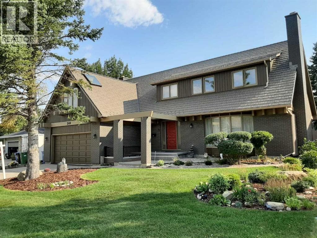 240 Canterville Drive SW