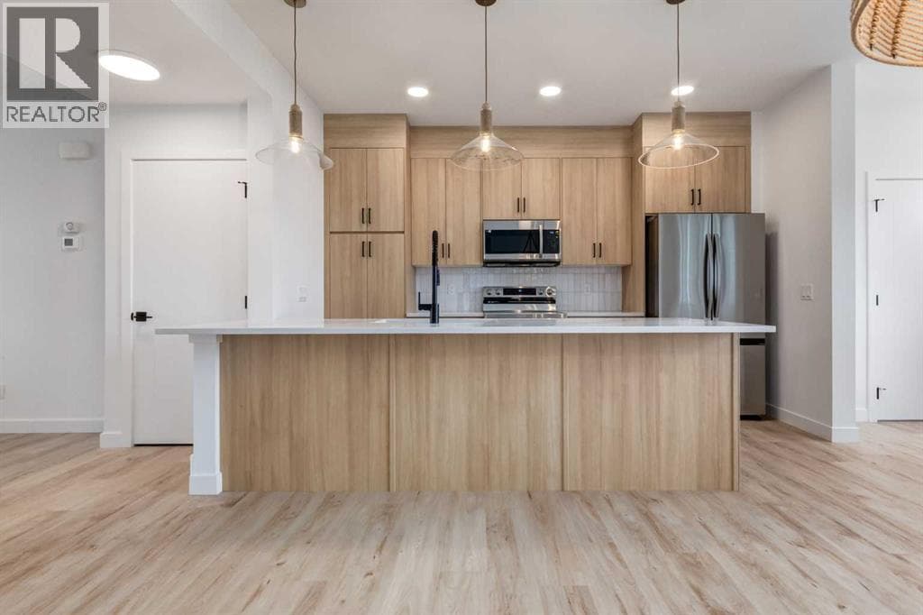 2401 Creeker Lane