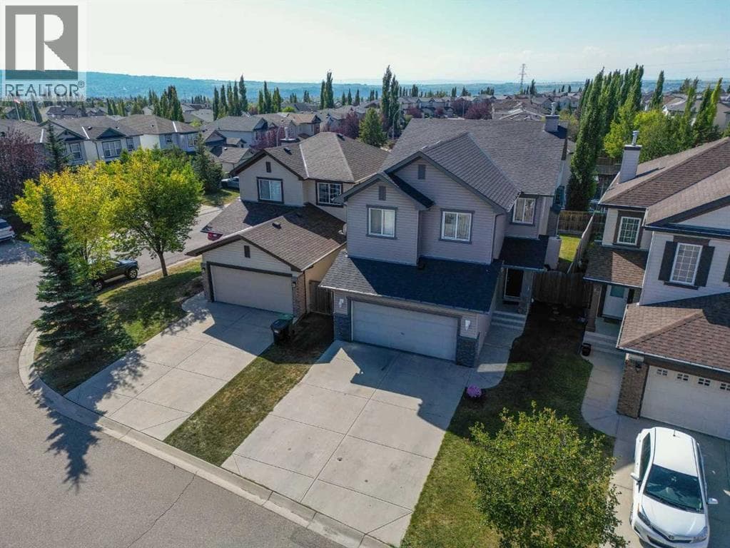 78 Tuscany Ridge Heights NW