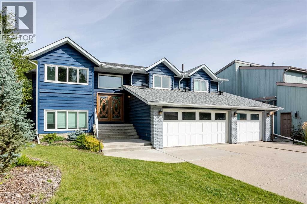 32 Bow Village Crescent NW