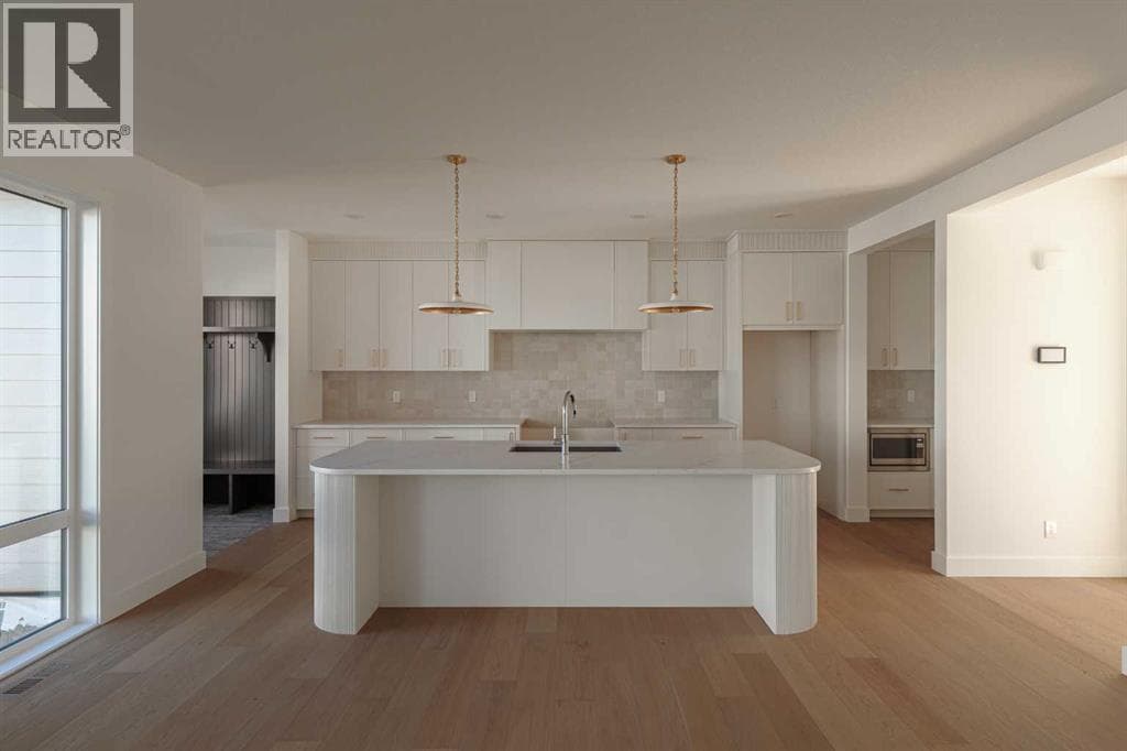 119 Greenwich Heath NW