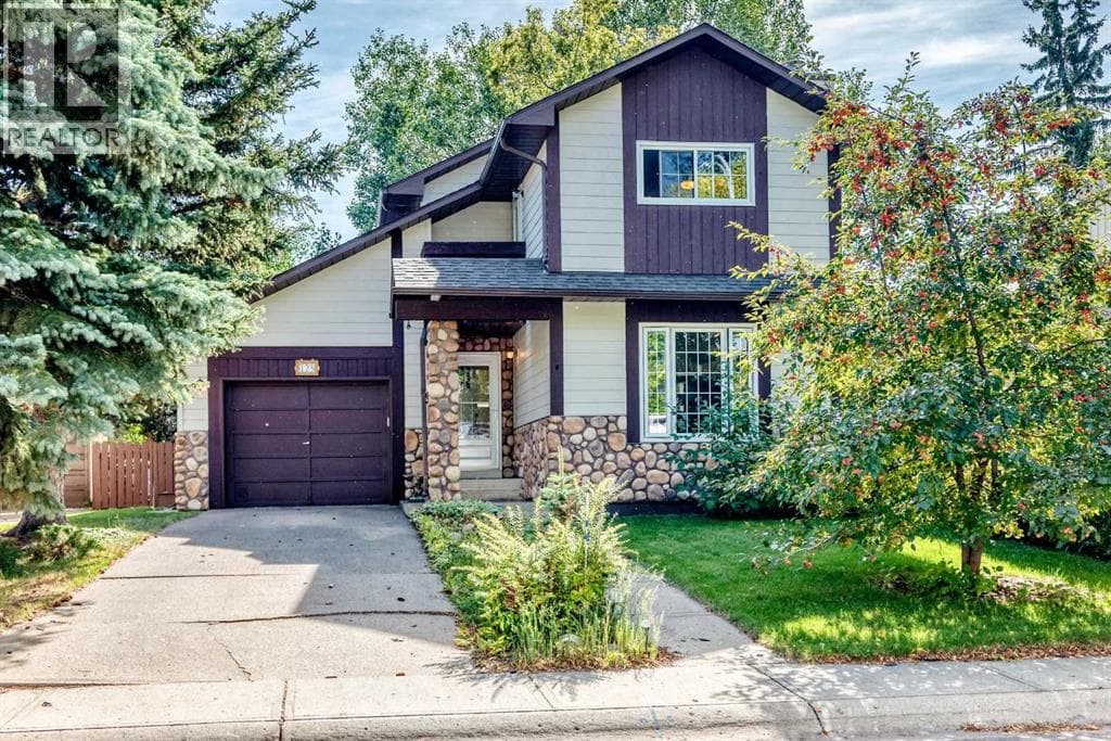 128 Marquis Place SE