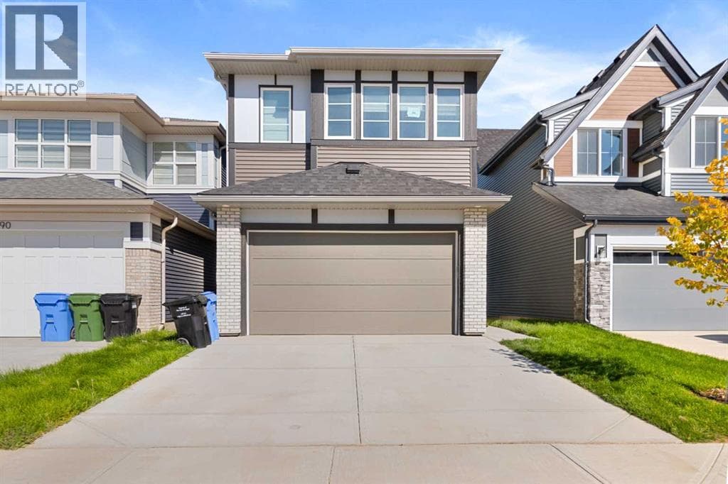 86 Corner Glen Gardens NE