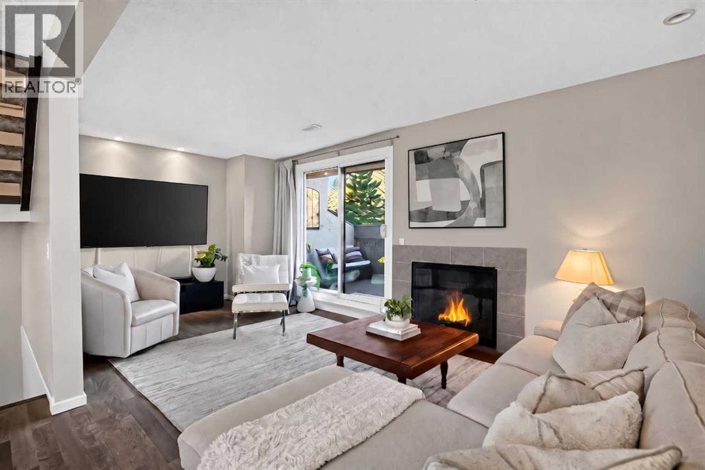 1611, 2520 Palliser Drive SW