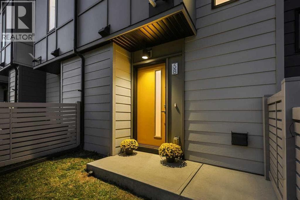 58 Evanscrest Court NW