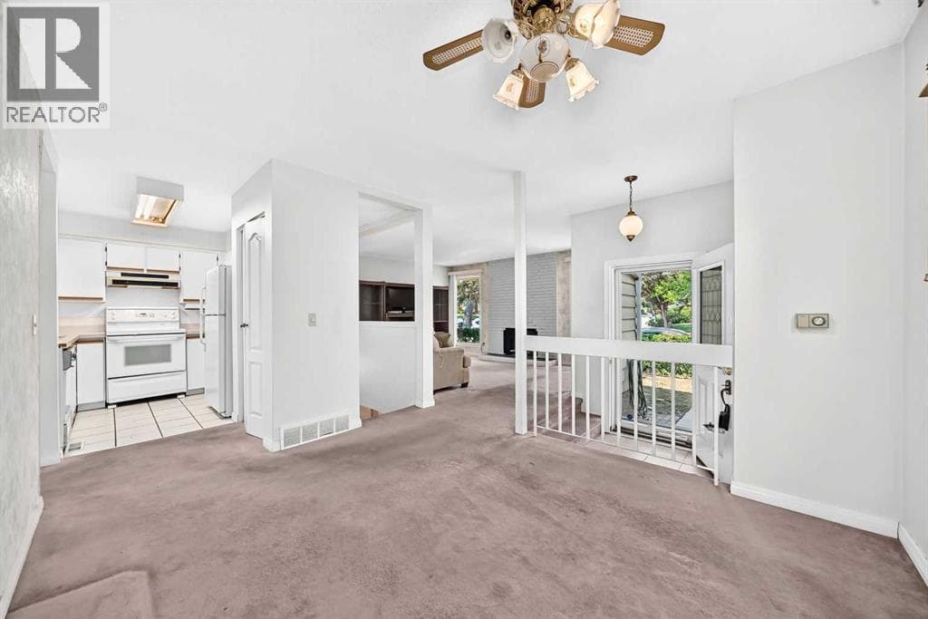 6437 Coach Hill Road SW
