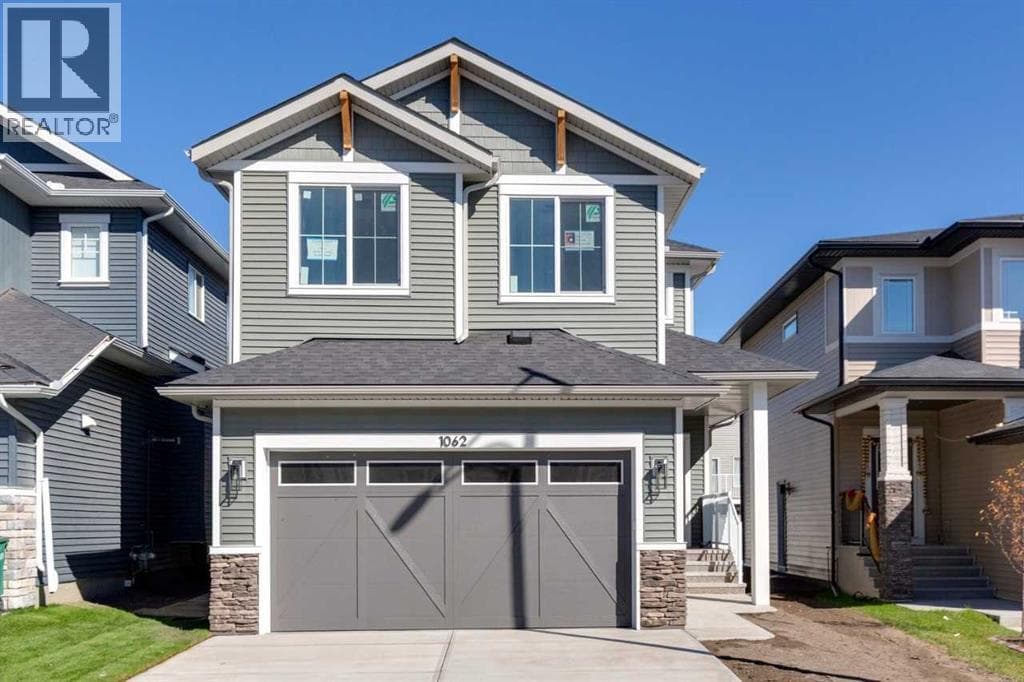 1062 Bayview Crescent SW