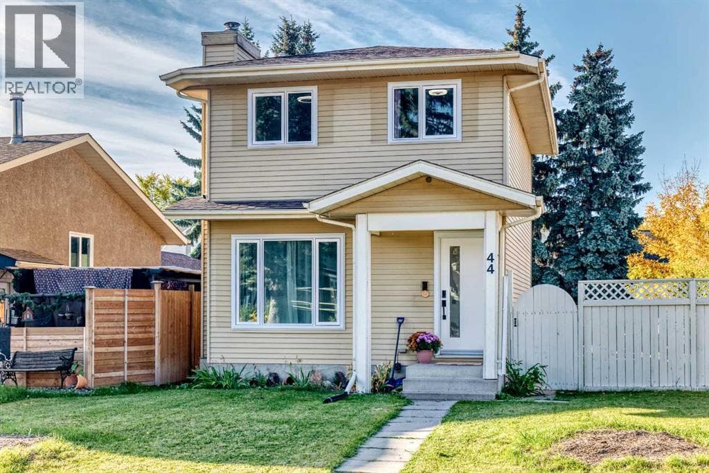 44 McKinley Road SE