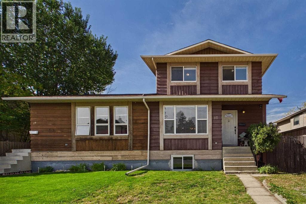17 Deermeade Road SE