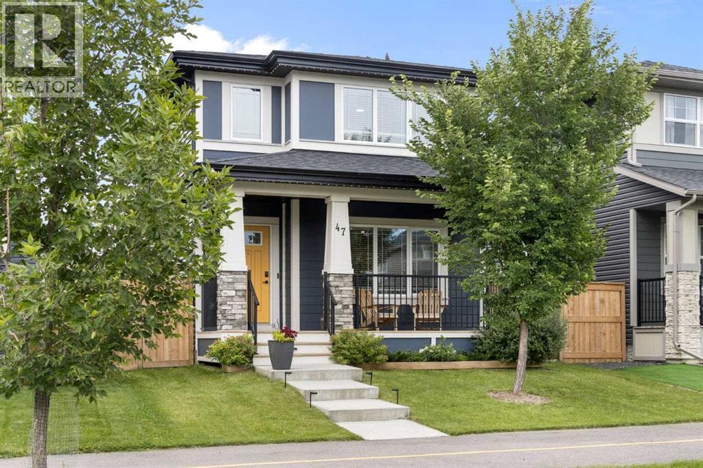 47 Legacy Glen Way SE