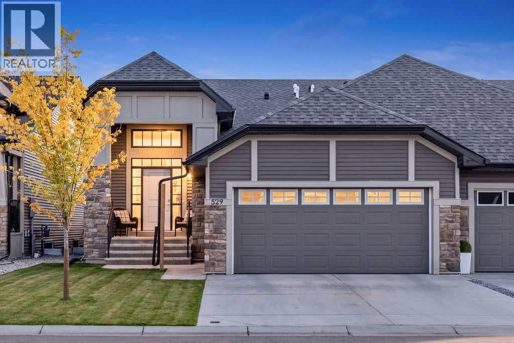 529 Montana Bay SE