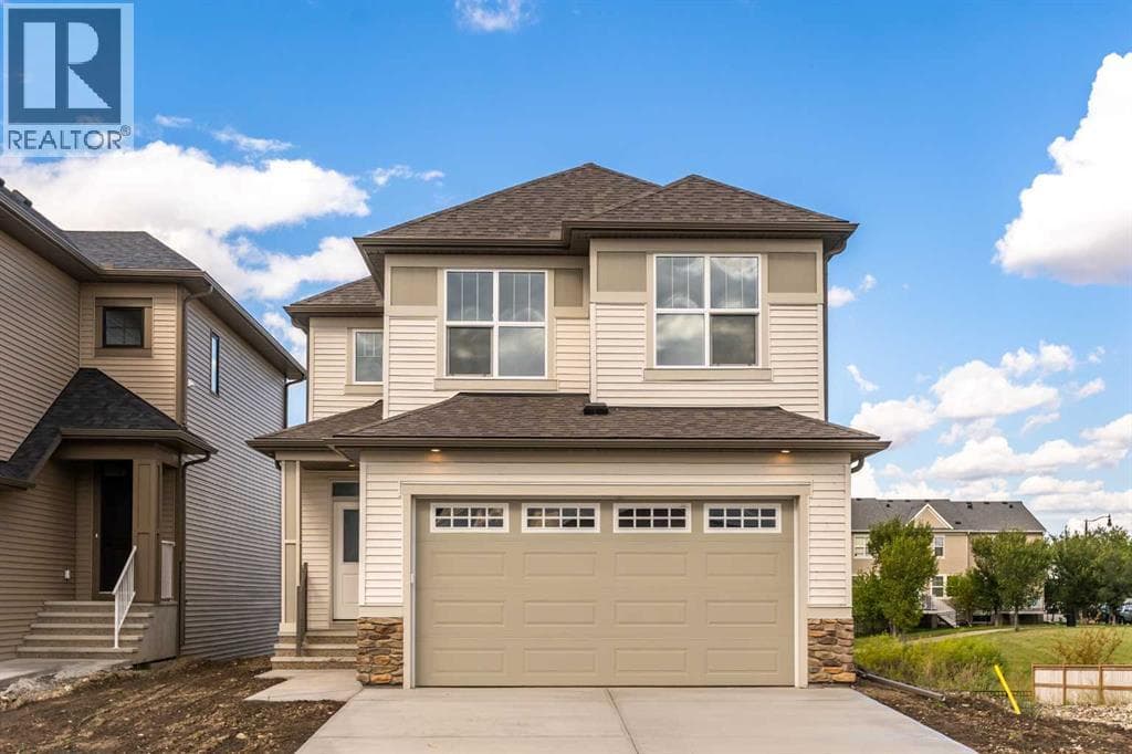 308 Montrose Crescent SE