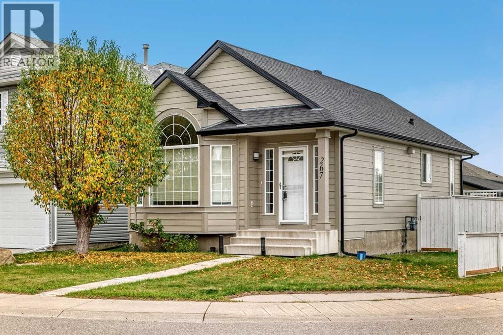 267 Covewood Close NE