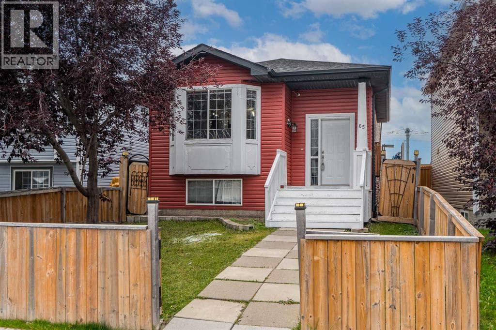 65 Martinvalley Road NE