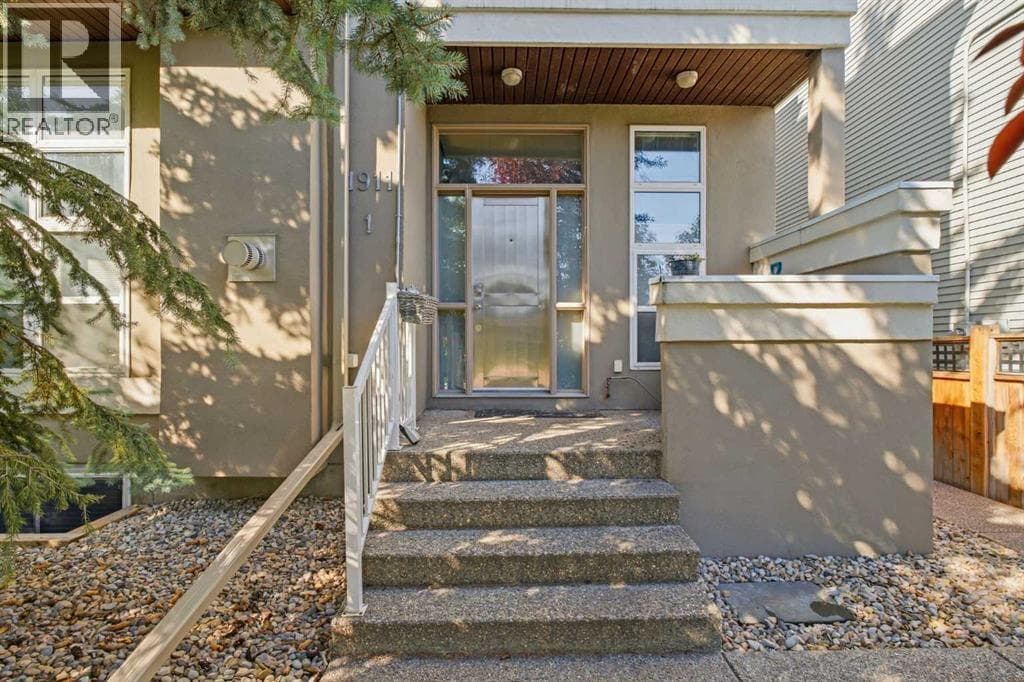 1, 1911 28 Street SW
