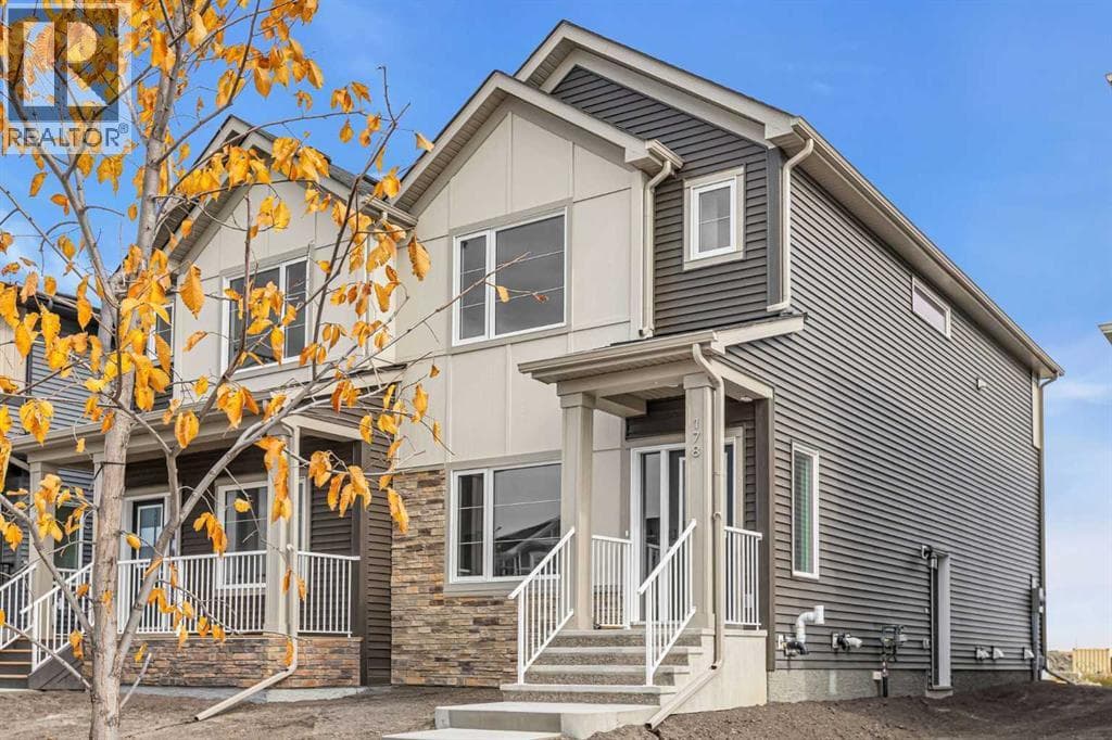178 Lanark Gate SE