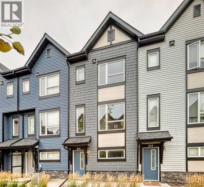 208, 15 Evanscrest Park NW
