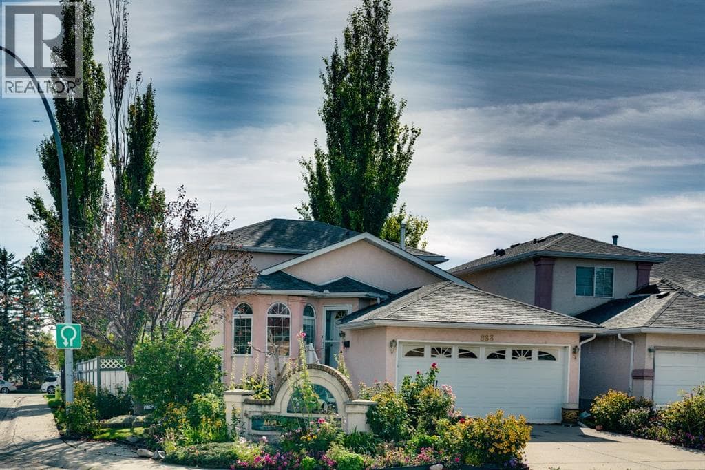 863 Applewood Drive SE