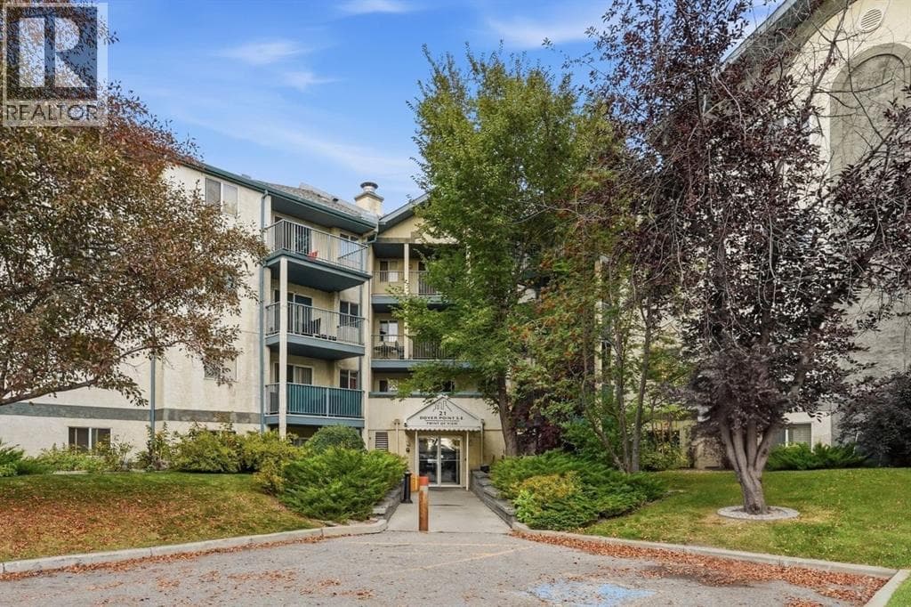 417, 21 Dover Point SE