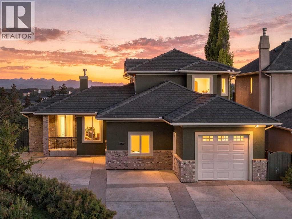 65 Aspen Ridge Crescent SW