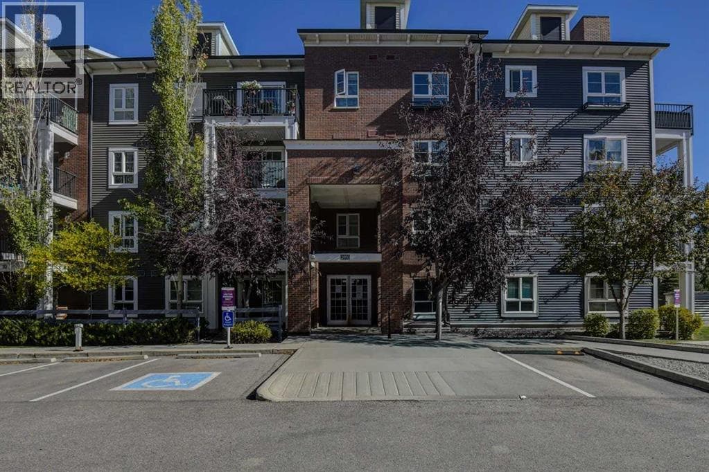 2108, 279 Copperpond Common SE