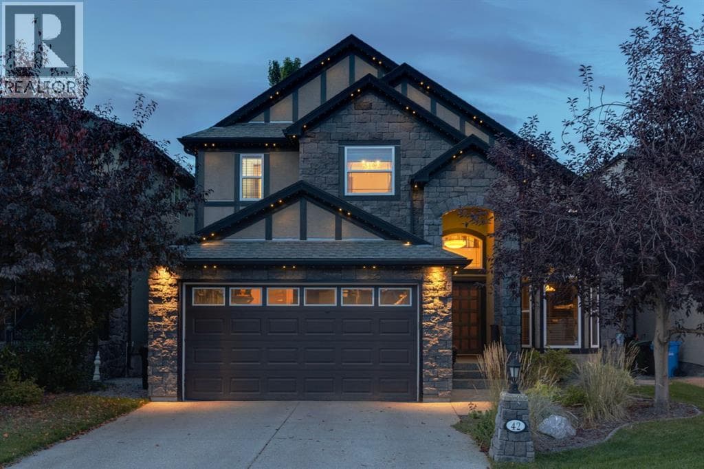 42 West Cedar Place SW