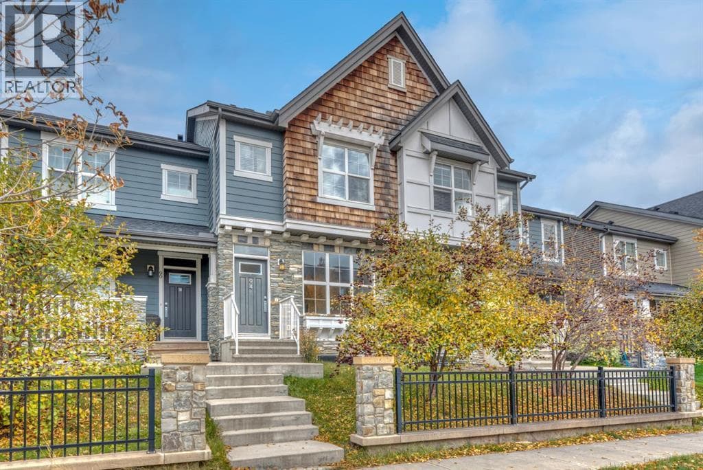 94 Legacy Boulevard SE
