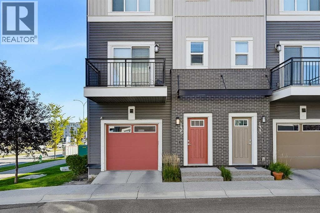 135, 30 Cornerstone Manor NE