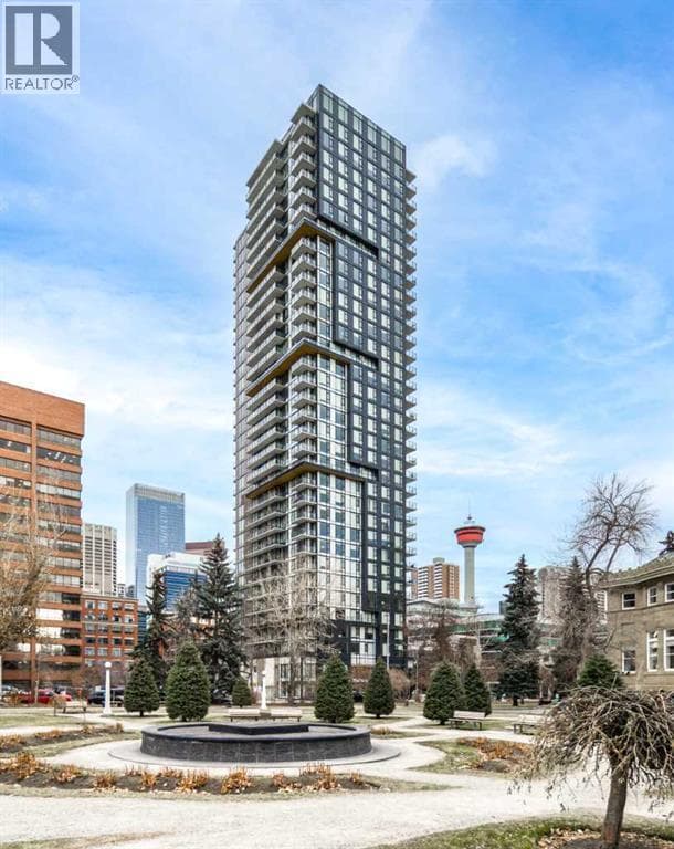 1002, 310 12 Avenue SW
