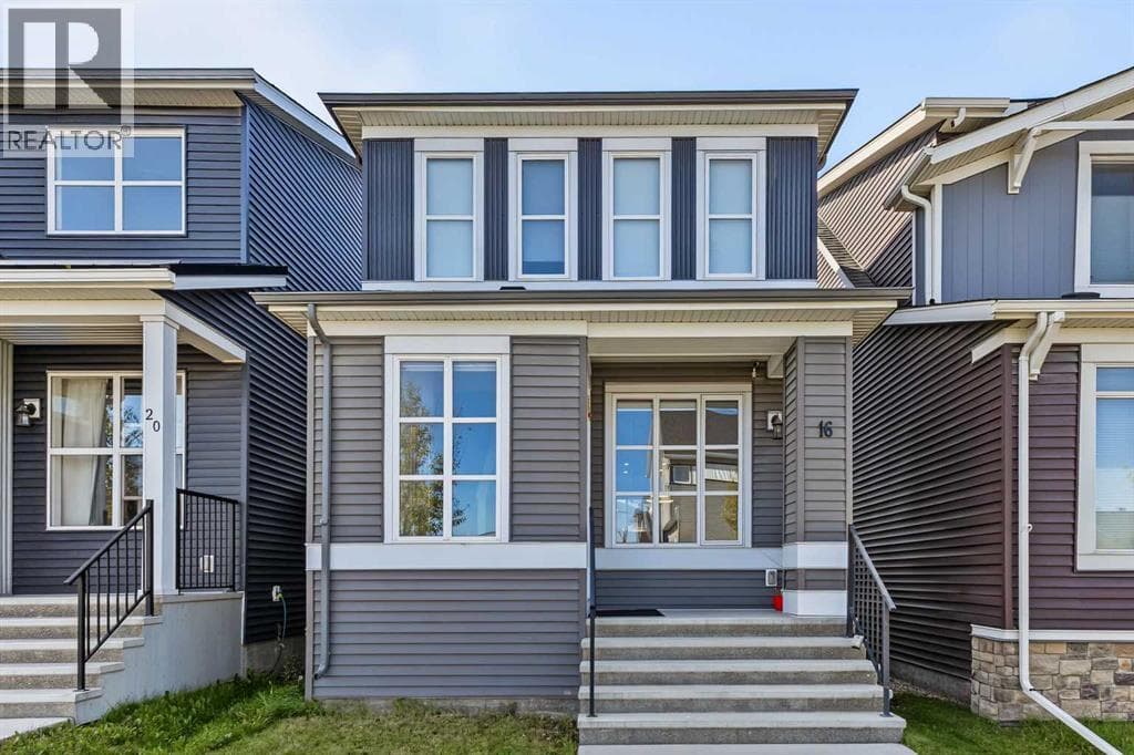 16 Howse Crescent NE