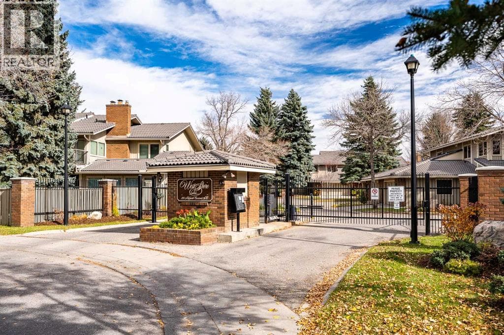 248, 20 Midpark Crescent SE