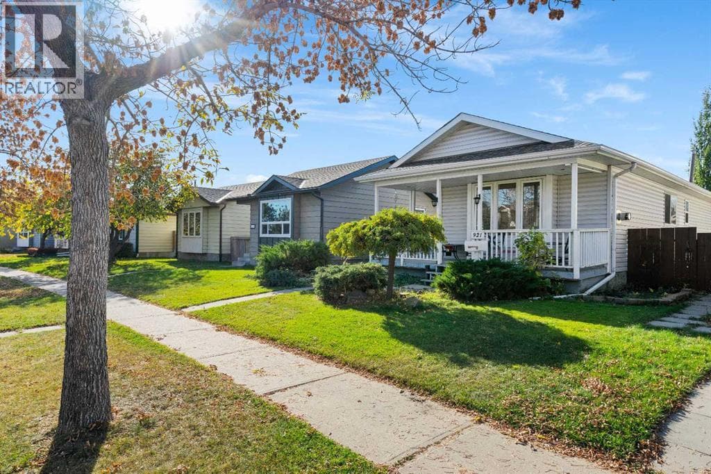 921 Erin Woods Drive SE